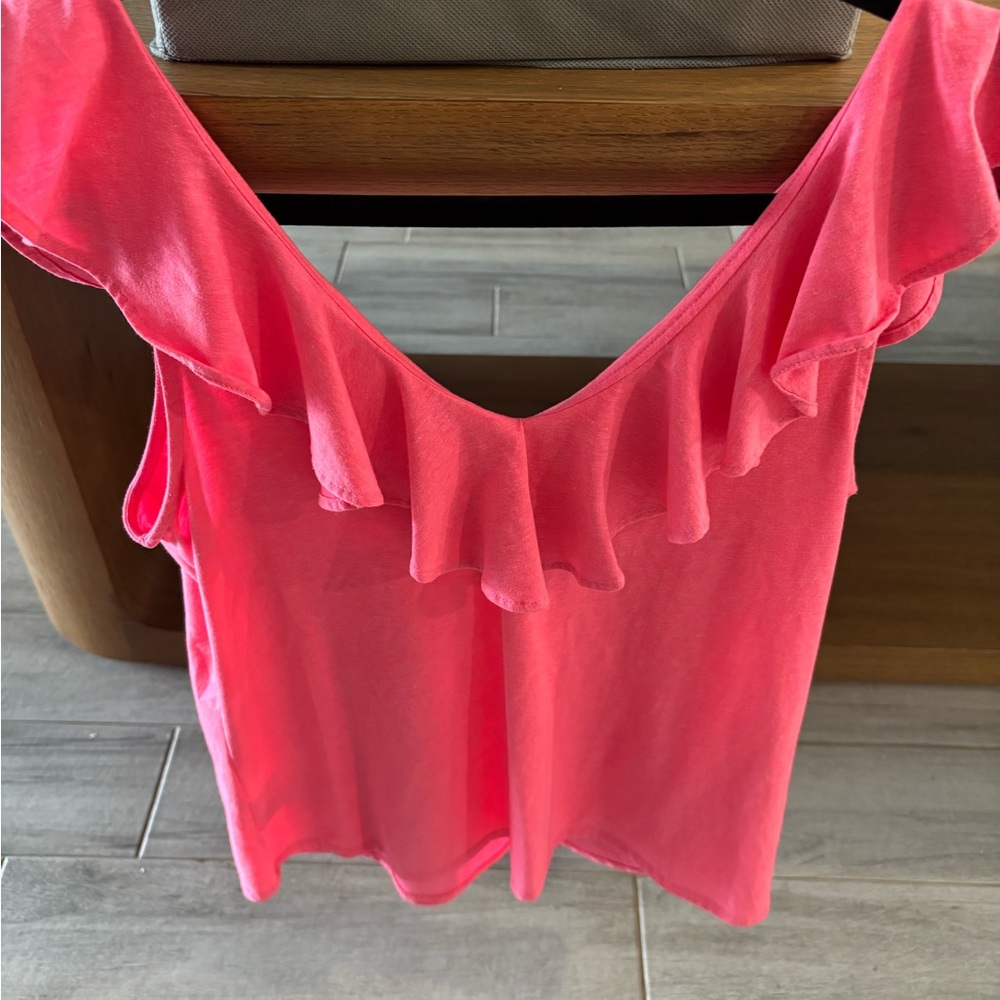 Lilly Pulitzer Size S - Pink Ruffle Sleeveless Top